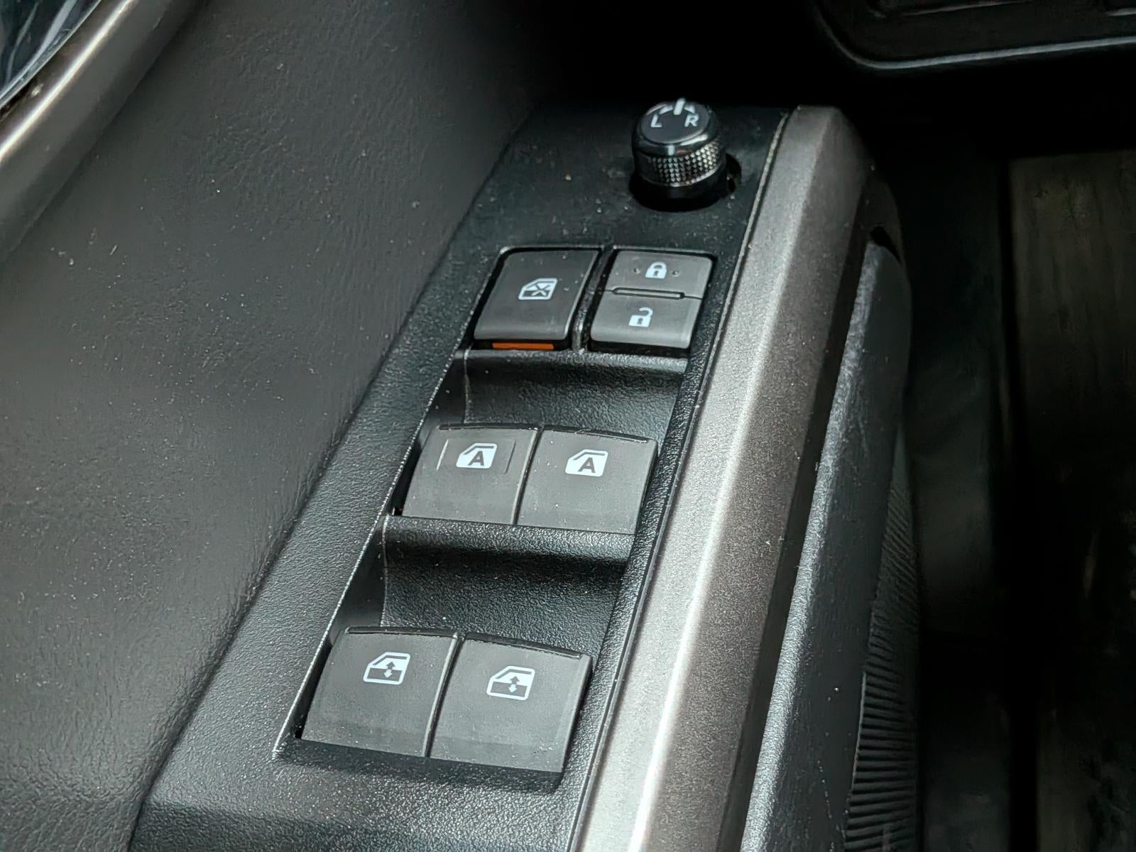 2022 Toyota Tacoma 4WD 4WD Limited Double Cab 5' Bed V6 AT (Natl)