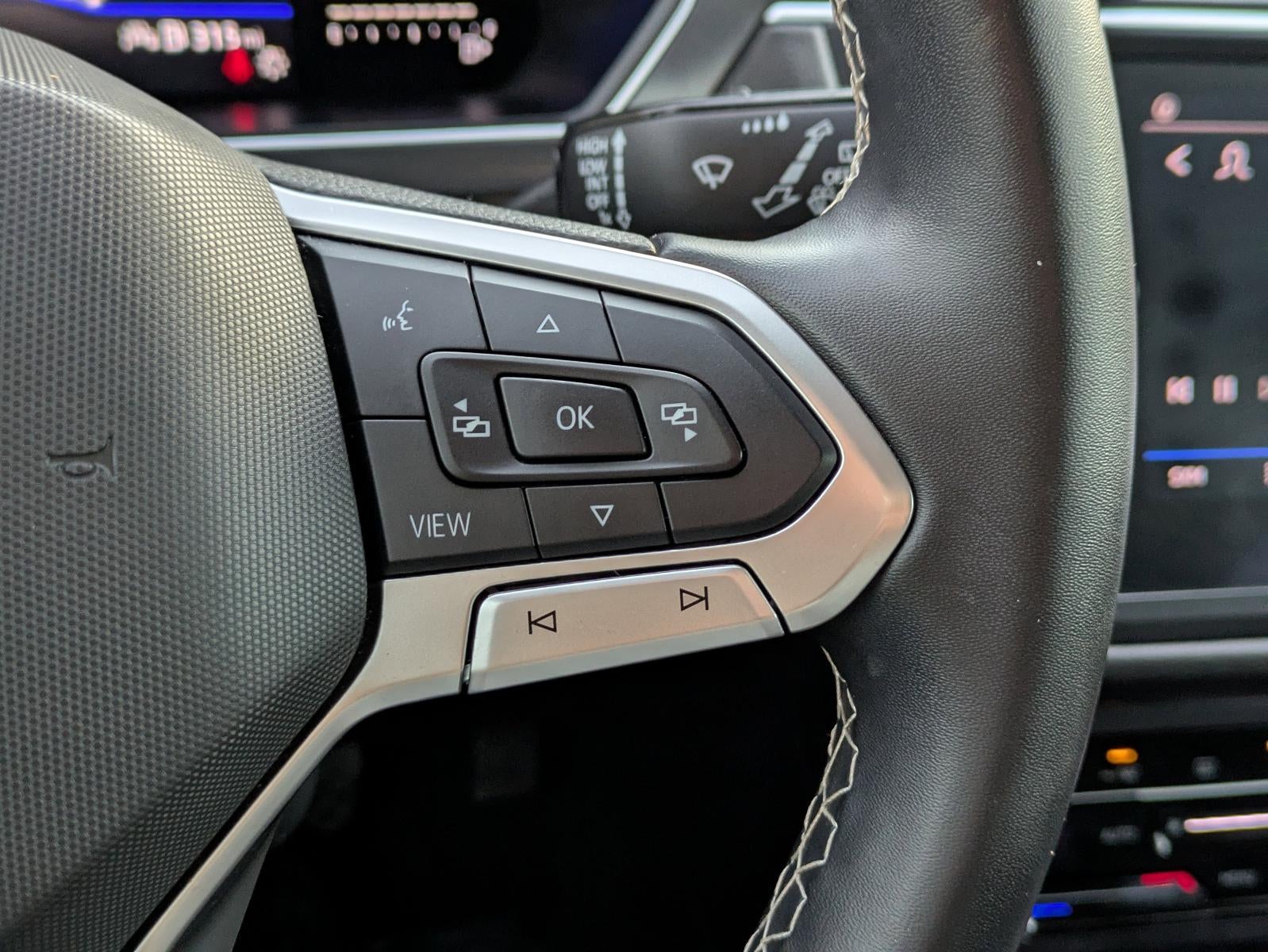 2022 Volkswagen Tiguan 2.0T SE FWD