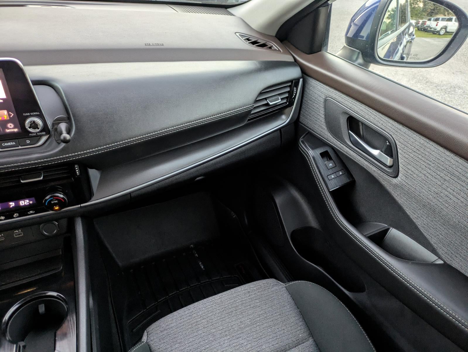 2021 Nissan Rogue FWD SV