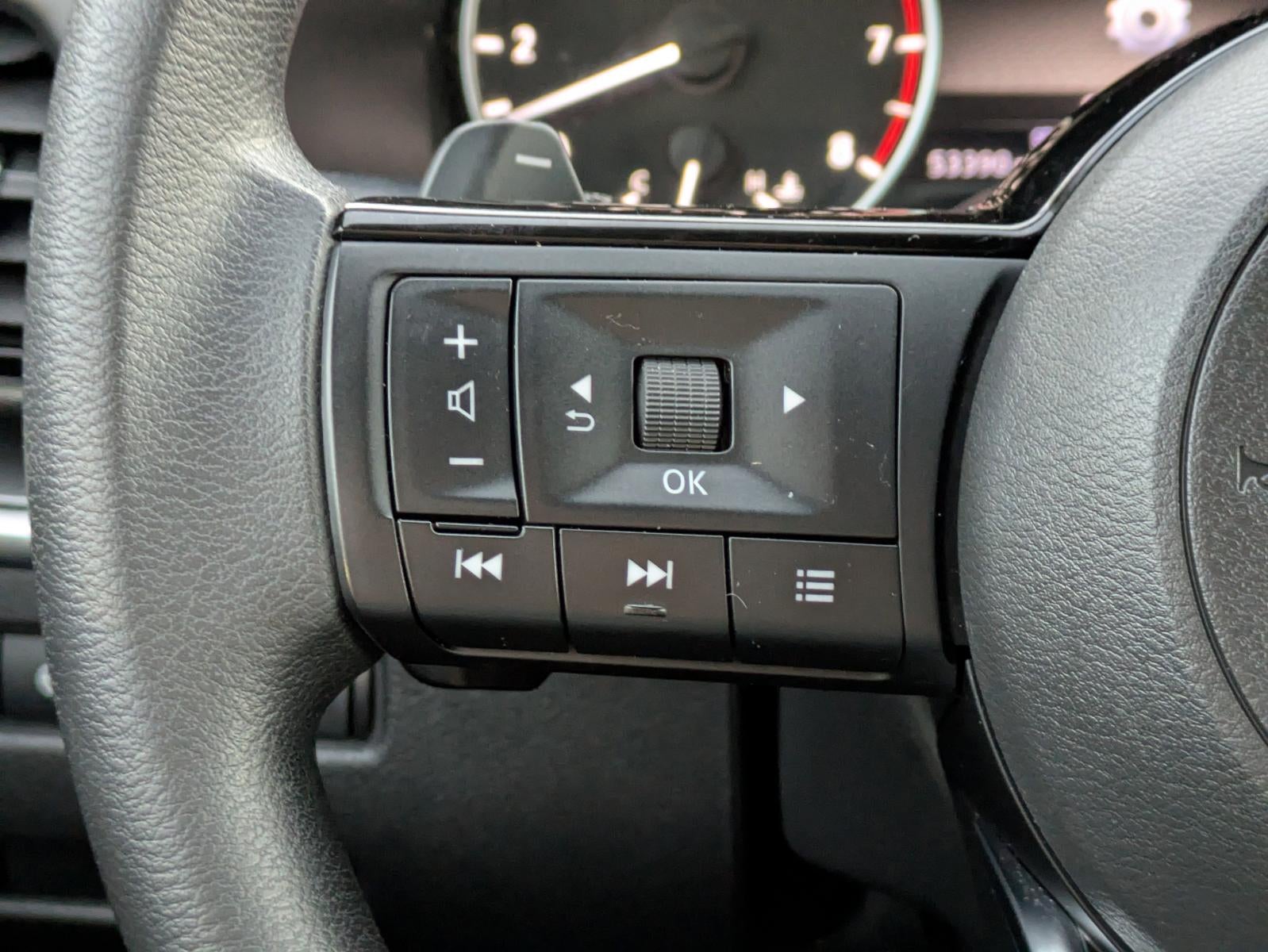 2021 Nissan Rogue FWD SV