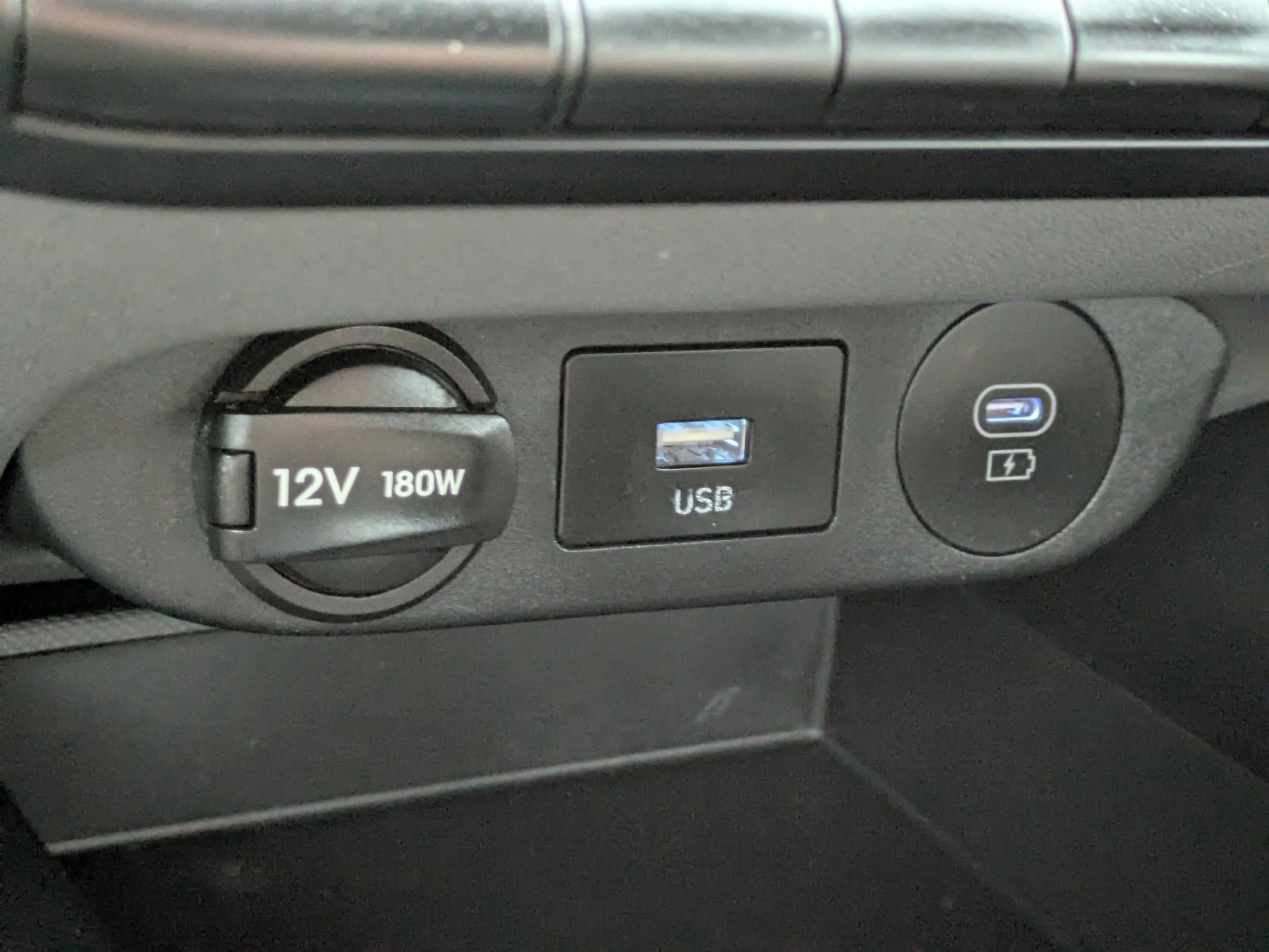 2024 Hyundai Elantra SEL IVT