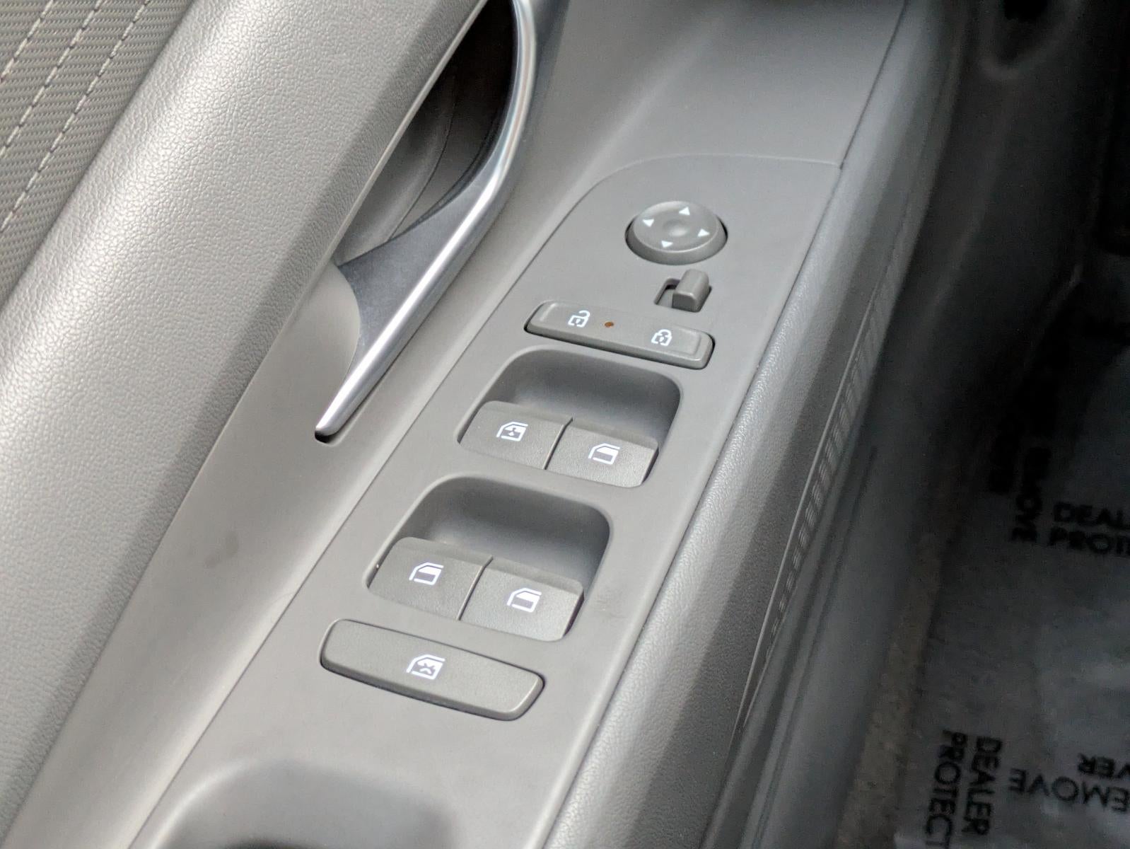 2024 Hyundai Elantra SEL IVT