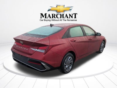 2024 Hyundai Elantra SEL IVT