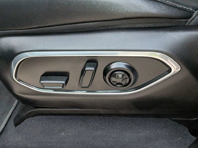 2023 Jeep Wagoneer Base
