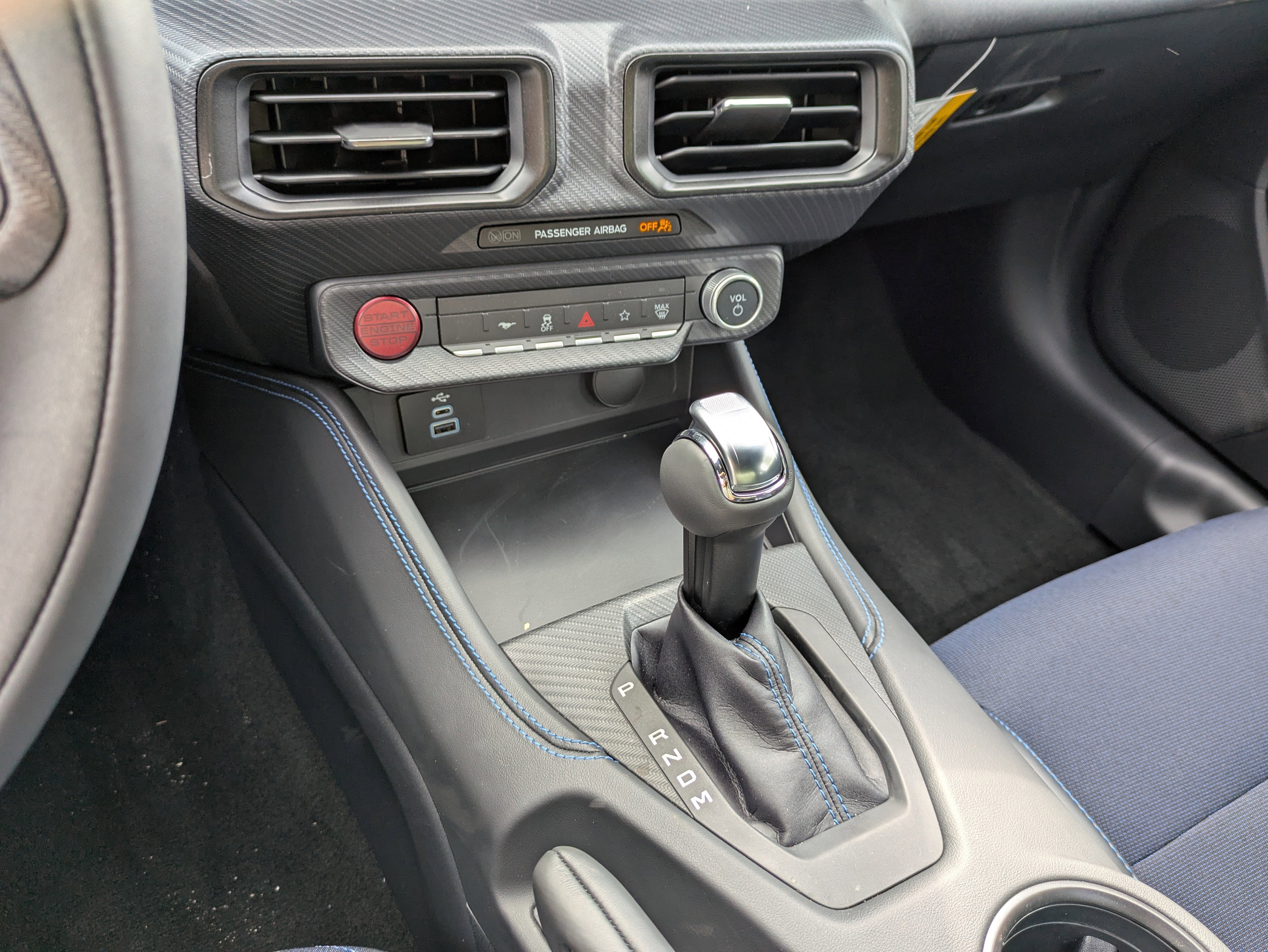 2025 Ford Mustang Dark Horse