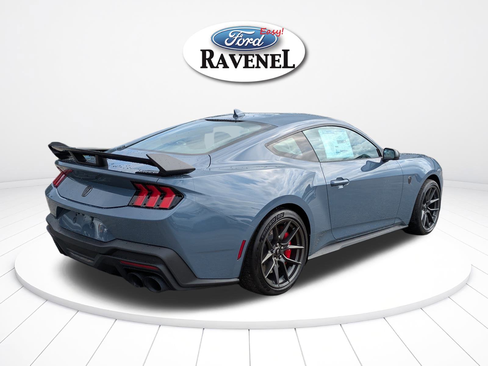 2025 Ford Mustang Dark Horse