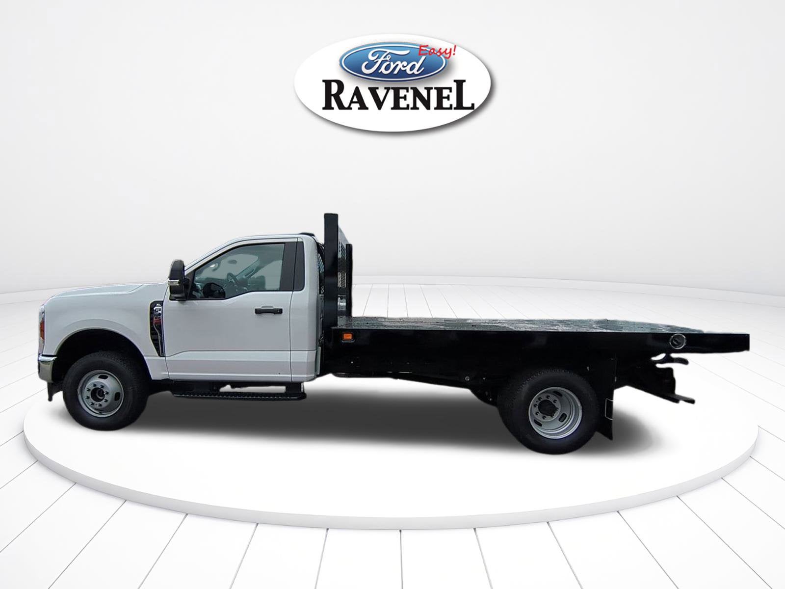 2025 Ford Super Duty F-350 DRW F-350® XL