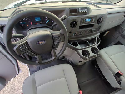 2025 Ford E-Series Cutaway E-350 SRW