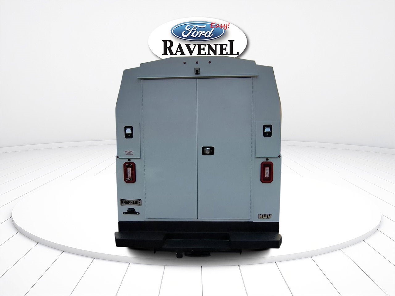 2025 Ford E-Series Cutaway E-350 SRW