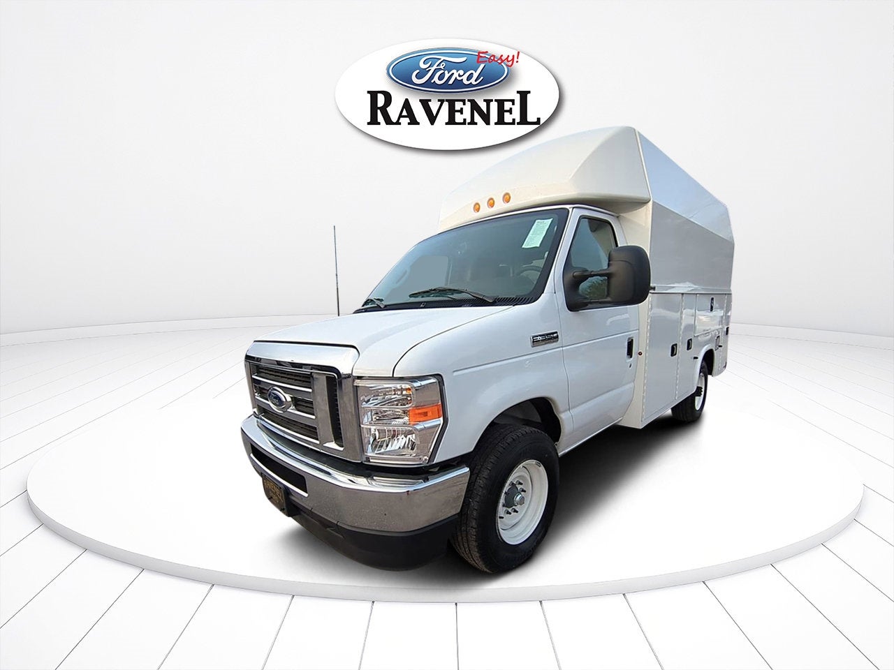 2025 Ford E-Series Cutaway E-350 SRW