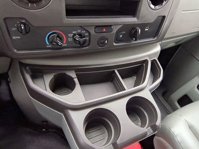 2023 Ford E-Series Cutaway Base