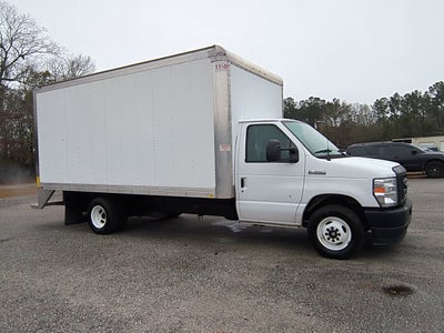 2023 Ford E-Series Cutaway Base