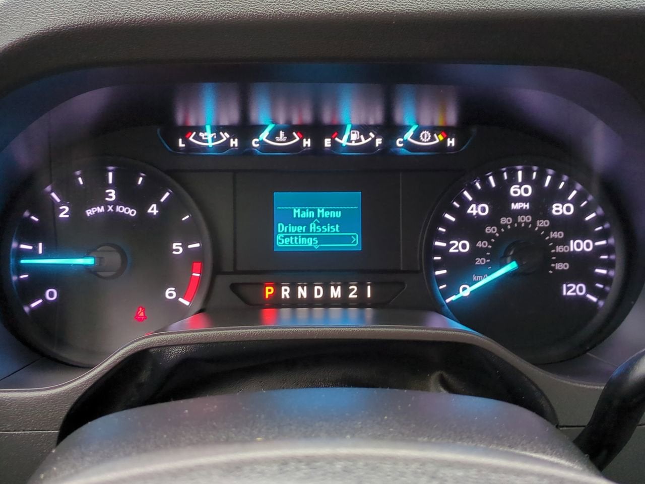 2023 Ford E-Series Cutaway Base