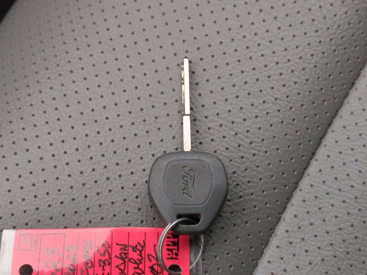 2023 Ford E-Series Cutaway Base