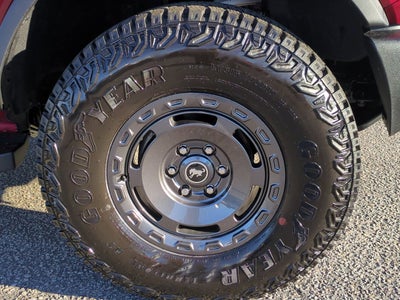 2025 Ford Bronco Base