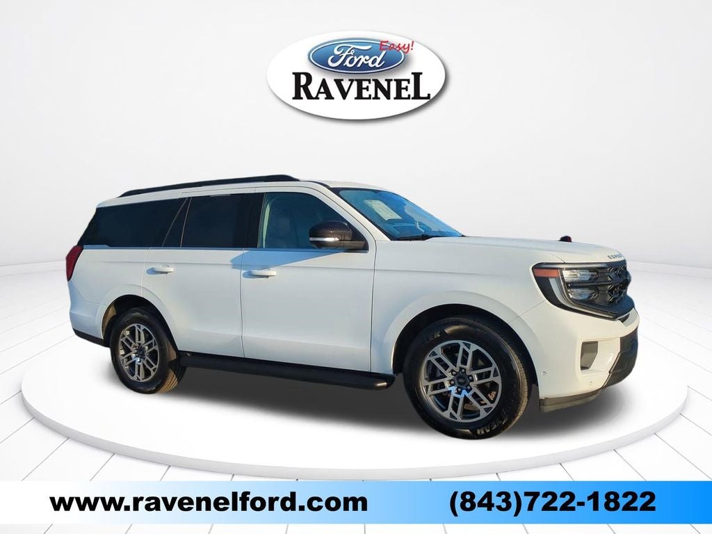 2025 Ford Expedition Active's photo