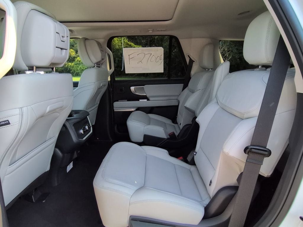 2027 Ford Expedition Platinum