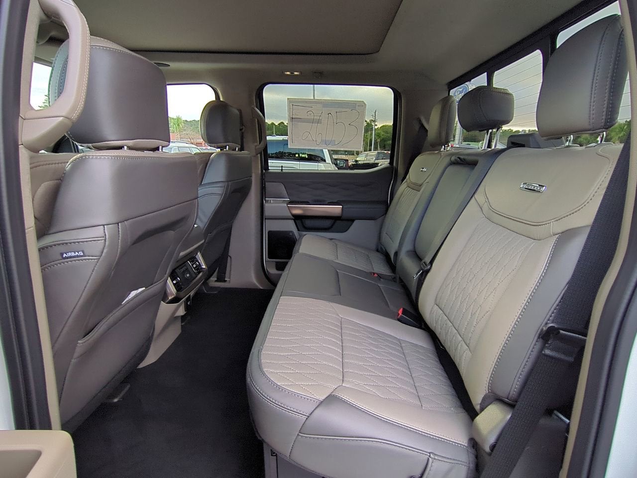 2026 Ford Super Duty F-250 SRW Platinum