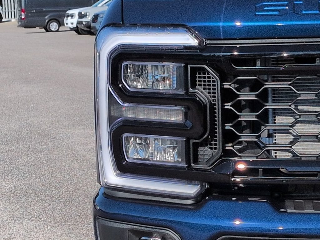 2027 Ford F-250SD XLT