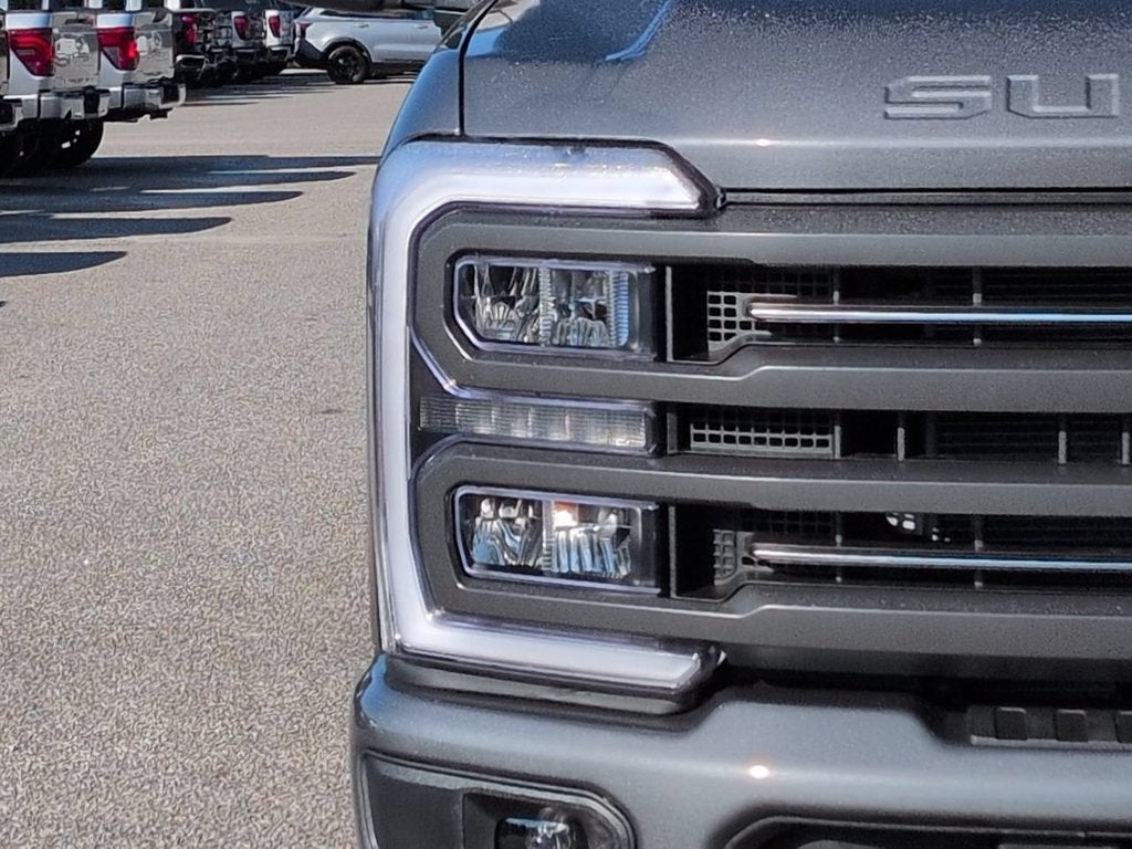 2027 Ford F-250SD XLT