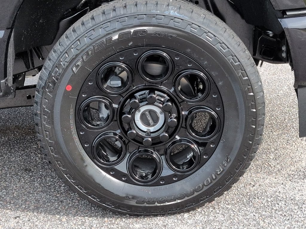 2027 Ford F-350SD Lariat