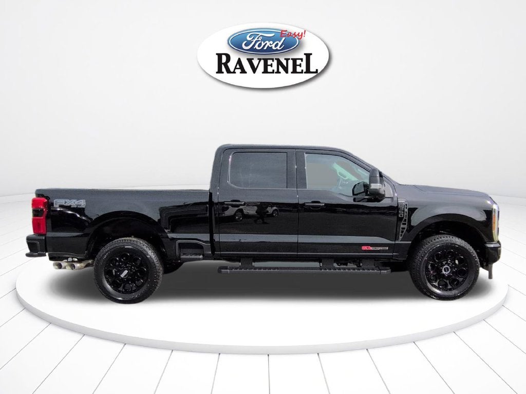 2027 Ford F-350SD Lariat