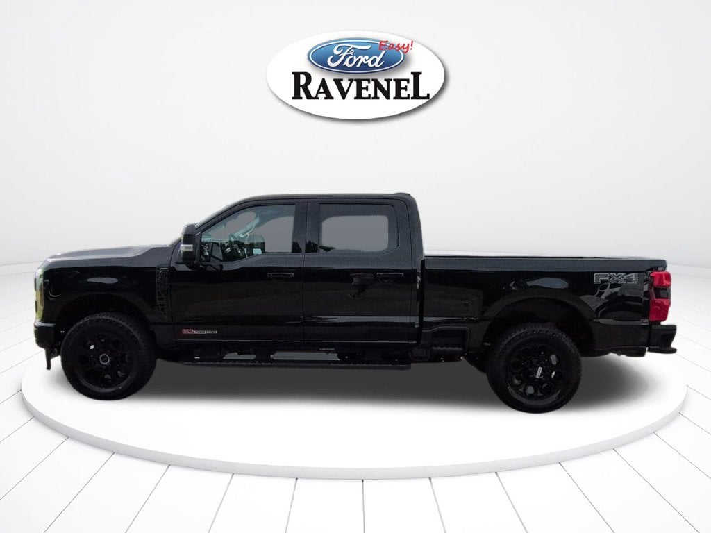 2027 Ford F-350SD Lariat