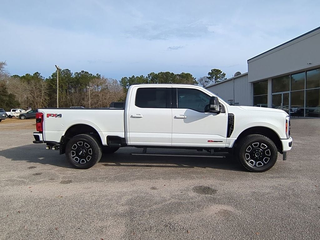 2025 Ford F-350SD Platinum