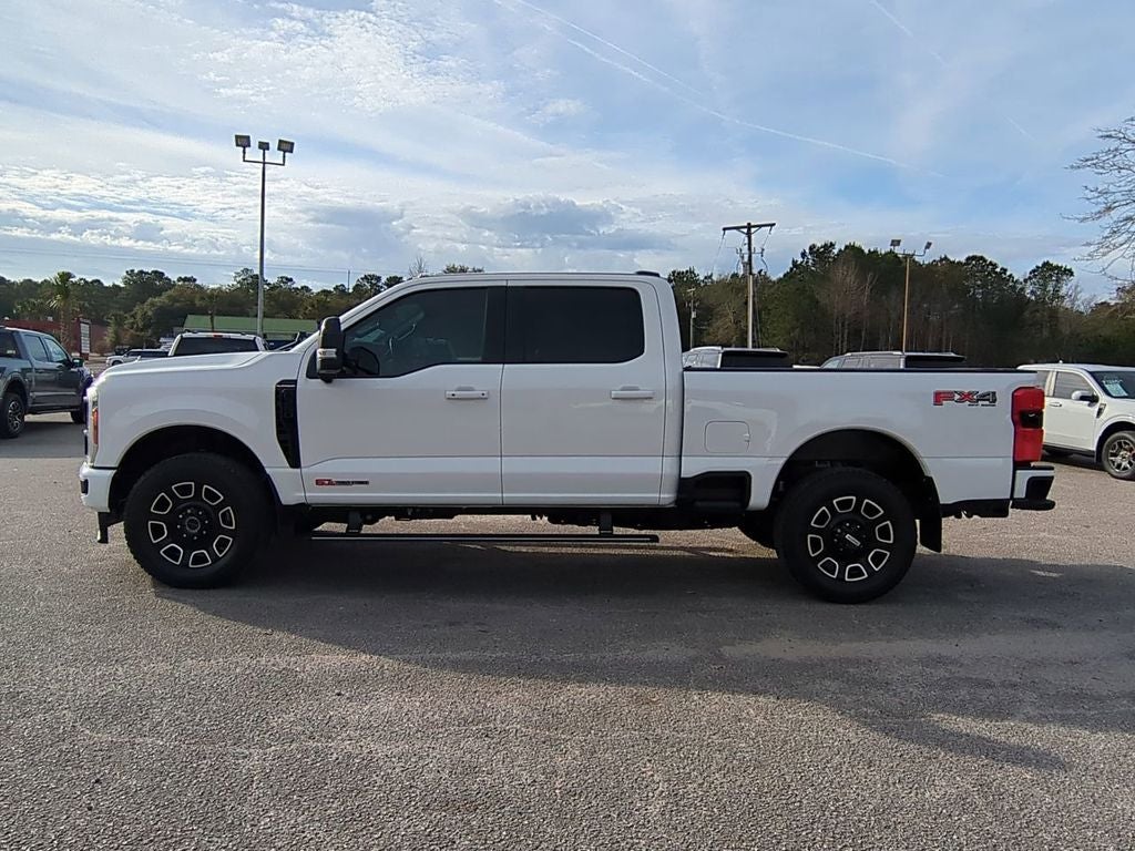 2025 Ford F-350SD Platinum