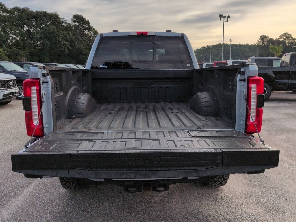 2024 Ford F-350SD Lariat ULTIMATE /BLACK/TREMOR