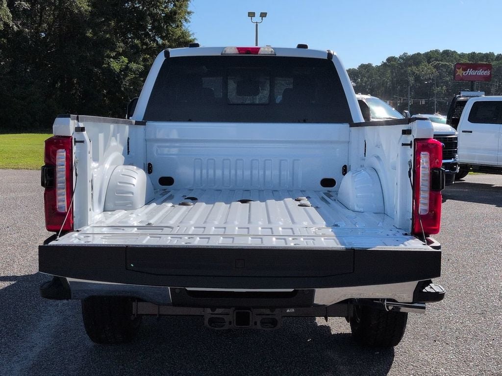 2027 Ford F-350SD Lariat