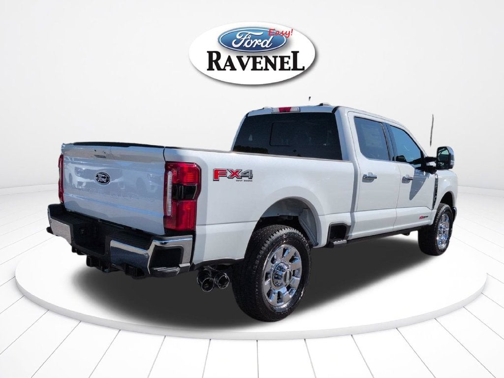 2027 Ford F-350SD Lariat