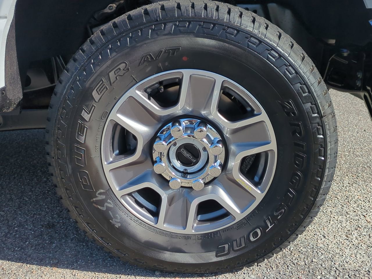 2026 Ford Super Duty F-350 SRW LARIAT