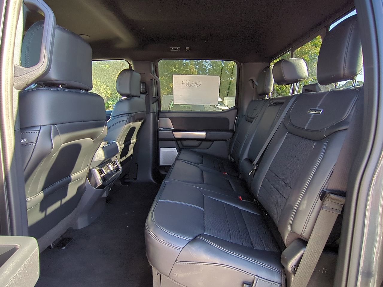 2026 Ford Super Duty F-350 SRW Platinum