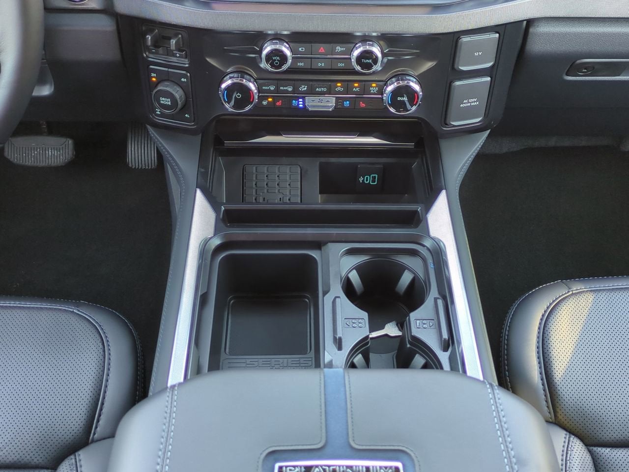 2026 Ford Super Duty F-350 SRW Platinum