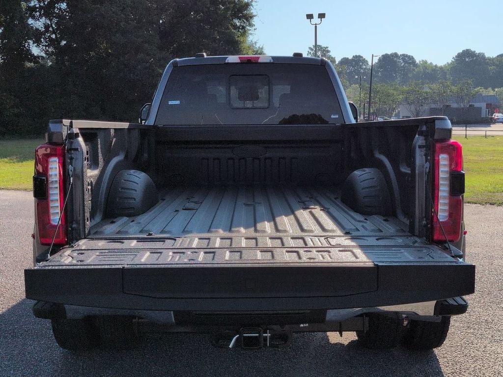 2026 Ford F-450SD Lariat DRW