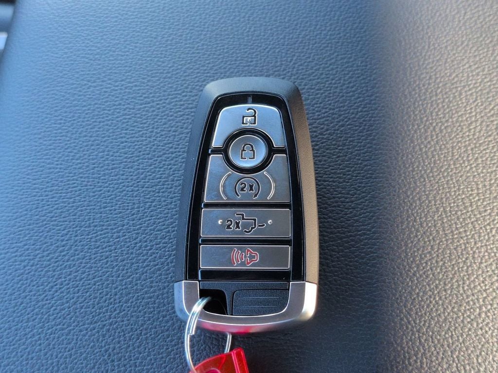 2026 Ford F-450SD Lariat DRW