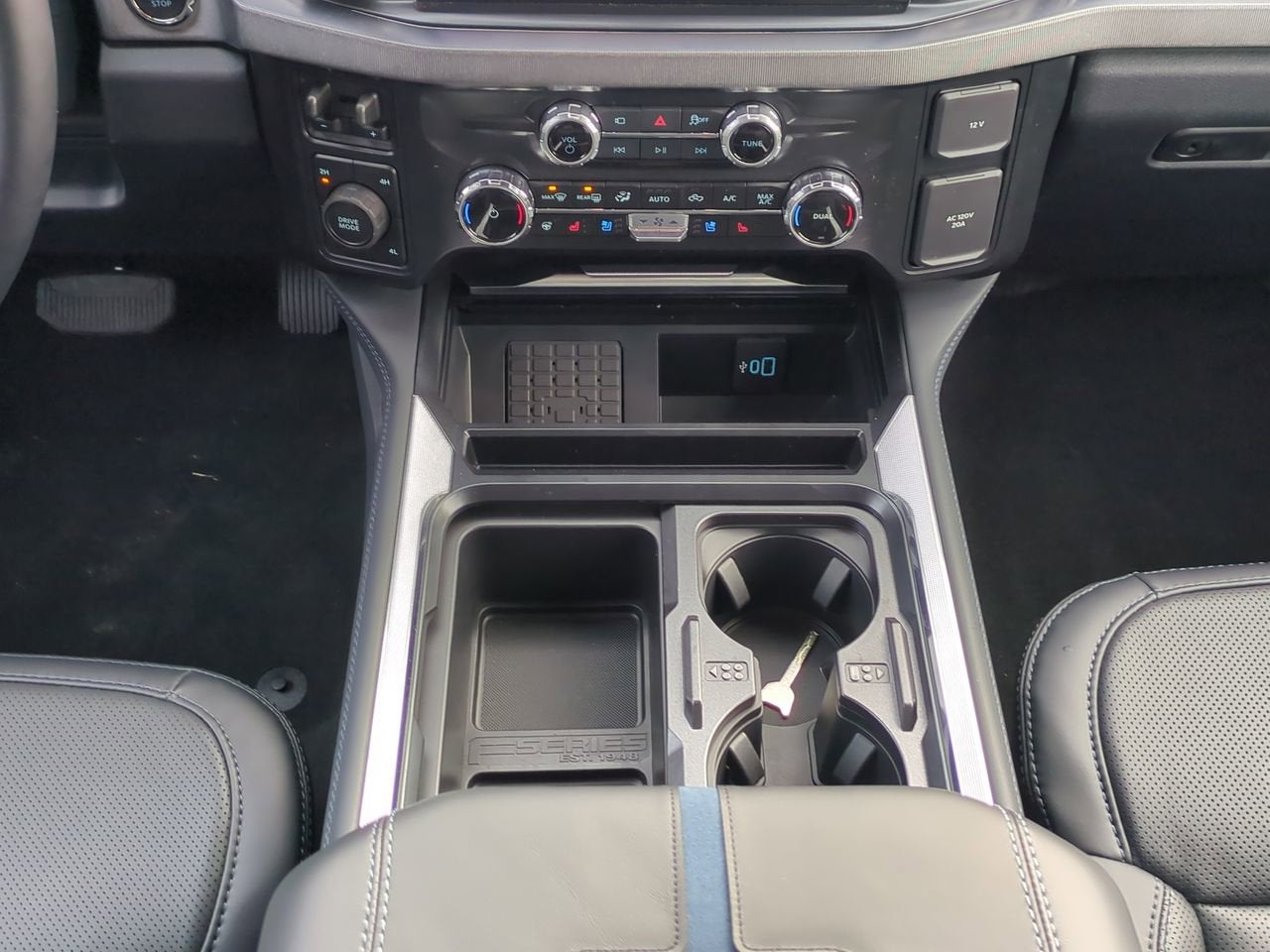 2026 Ford Super Duty F-450 DRW Platinum