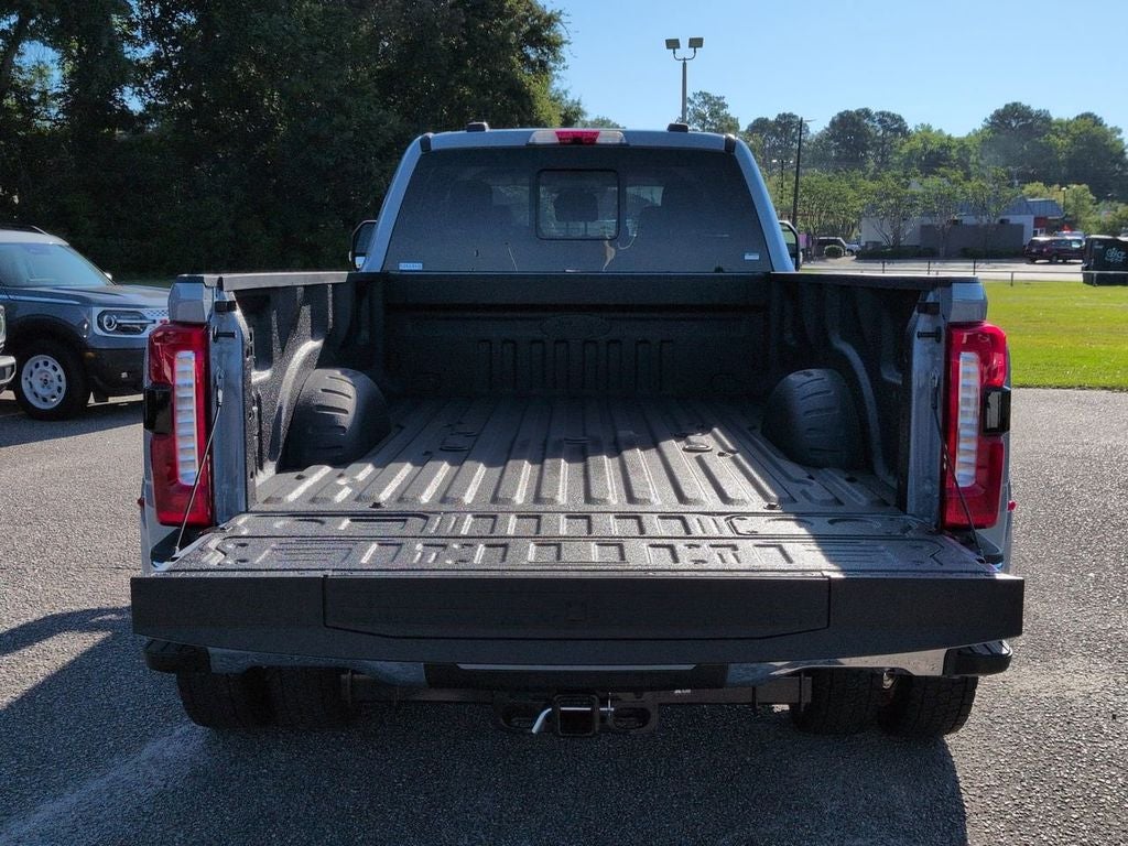 2026 Ford F-450SD Lariat DRW