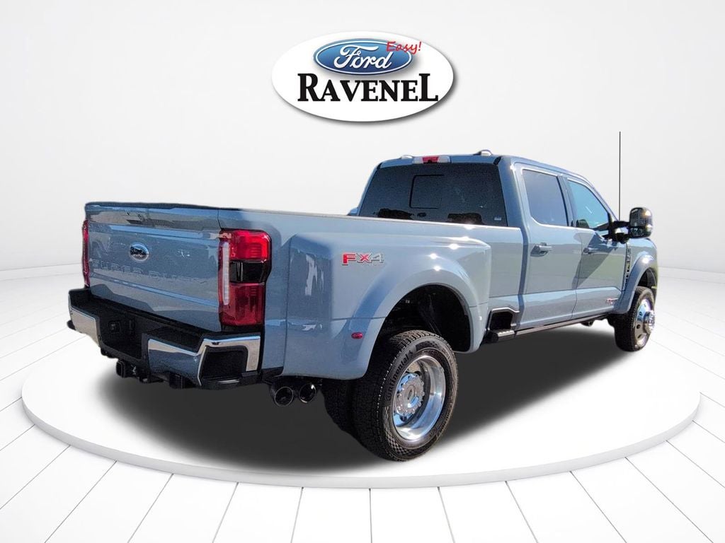 2026 Ford F-450SD Lariat DRW
