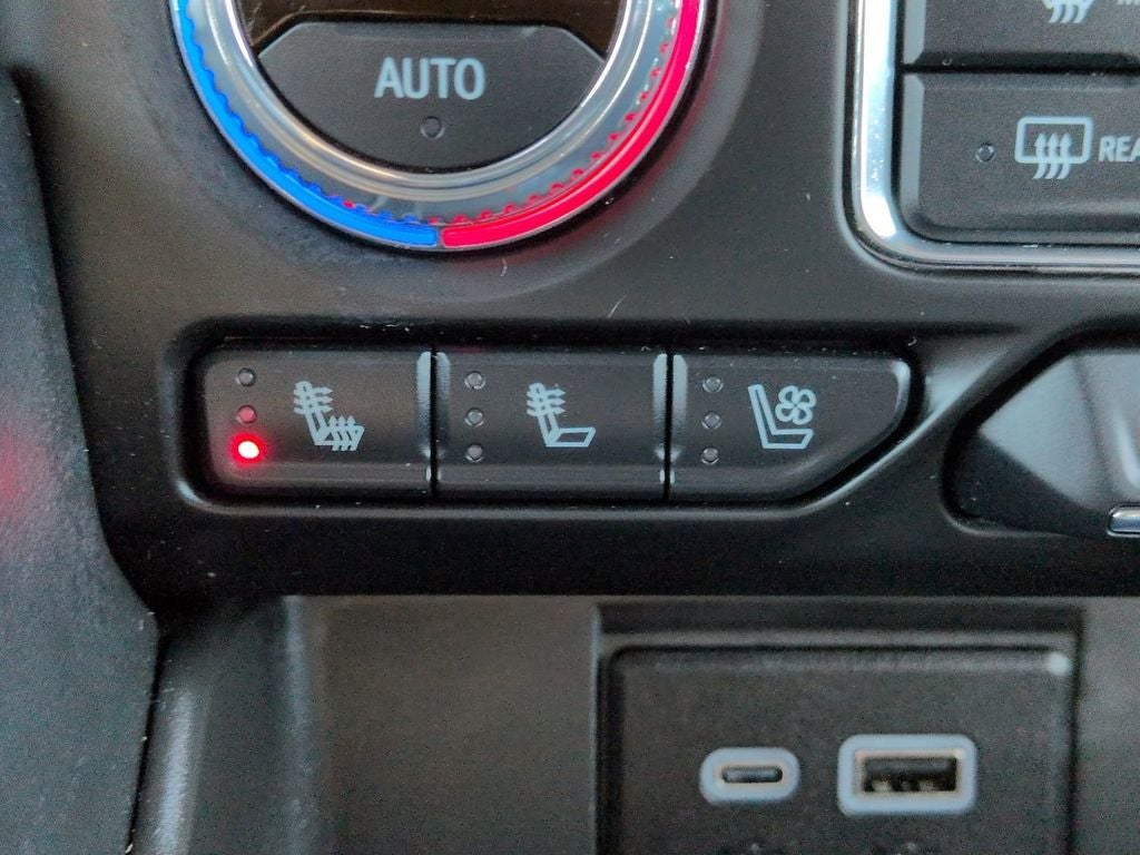2024 GMC Yukon XL SLT