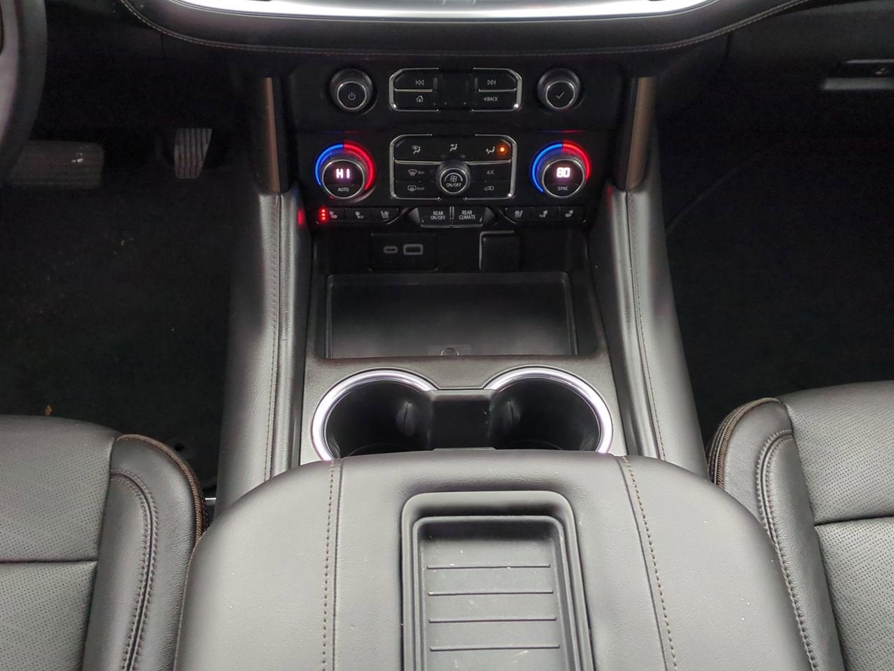 2023 Chevrolet Suburban High Country