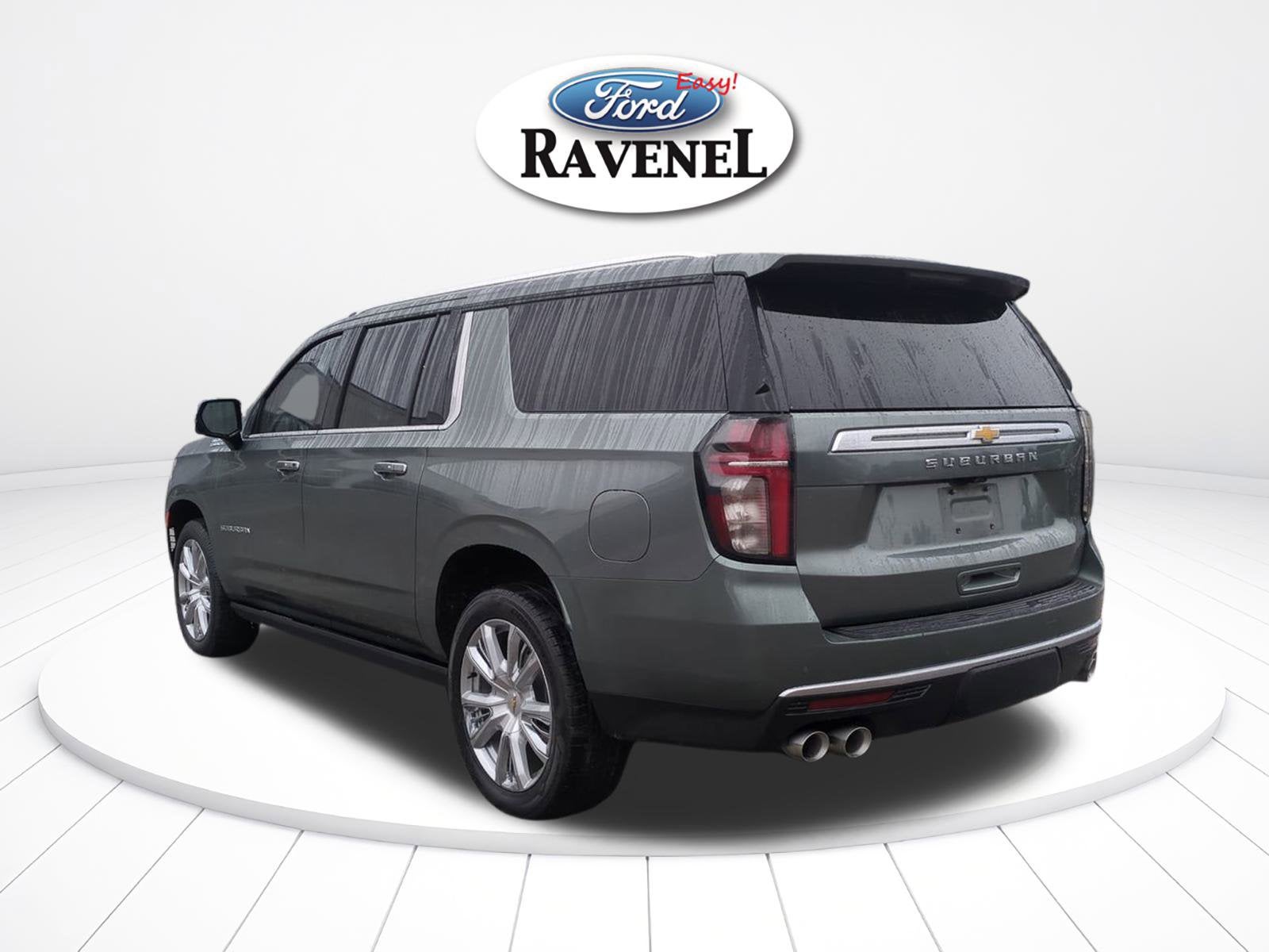 2023 Chevrolet Suburban High Country