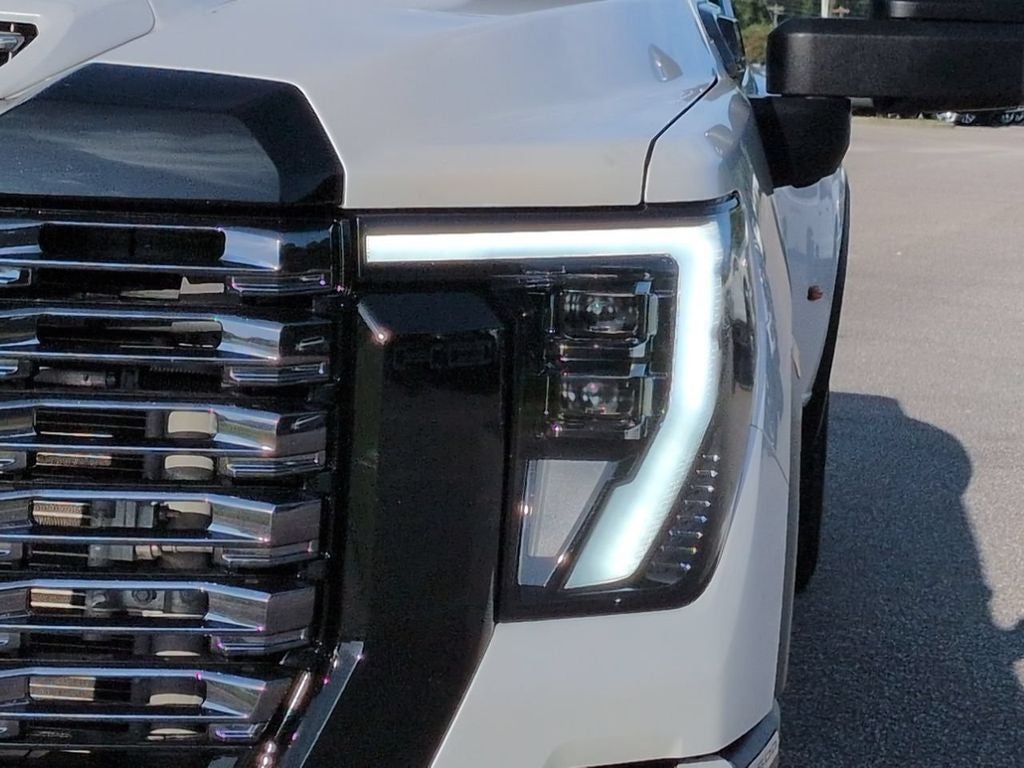 2025 GMC Sierra 3500HD Denali Ultimate