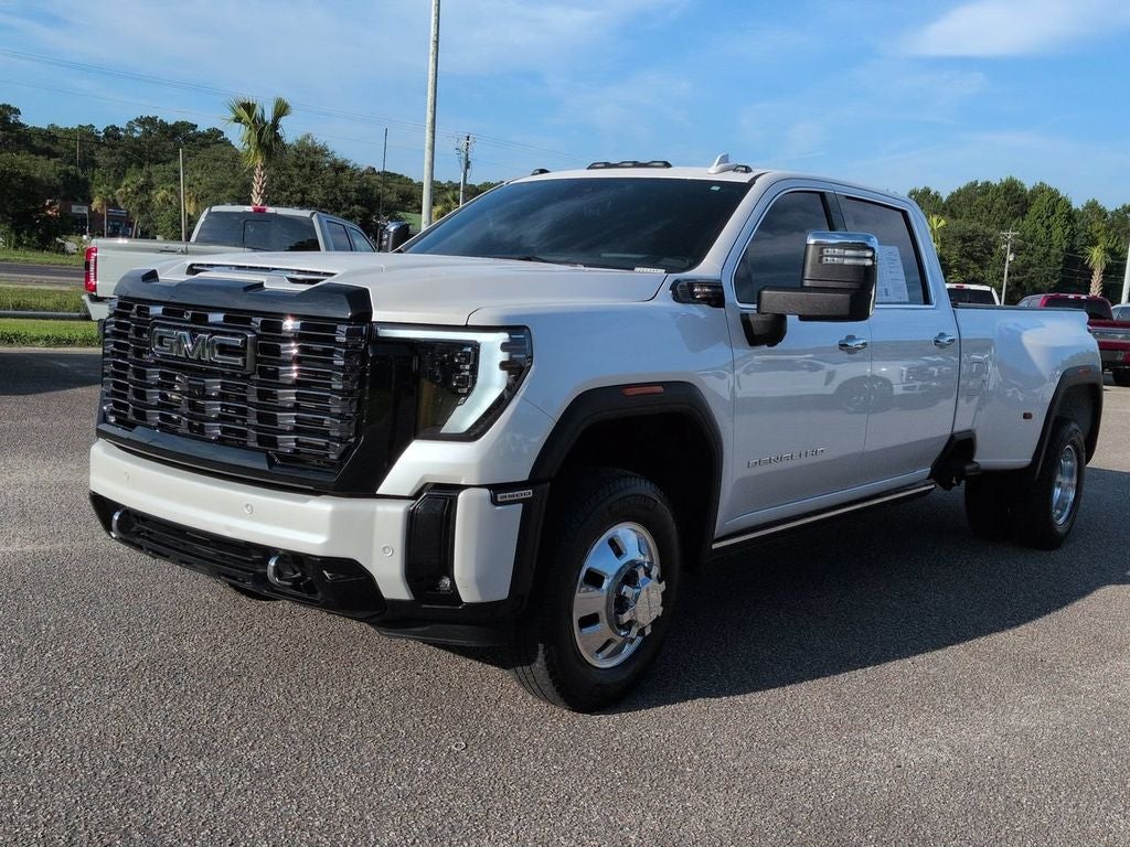 2025 GMC Sierra 3500HD Denali Ultimate