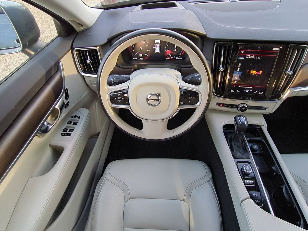 2020 Volvo V90 Cross Country T6 AWD